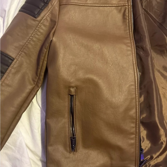 Vintage guess bomber jacket in Size M - Picture 4 of 6